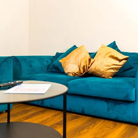 3 Bed House For Contractors & Families And Free Parking * Birmingham